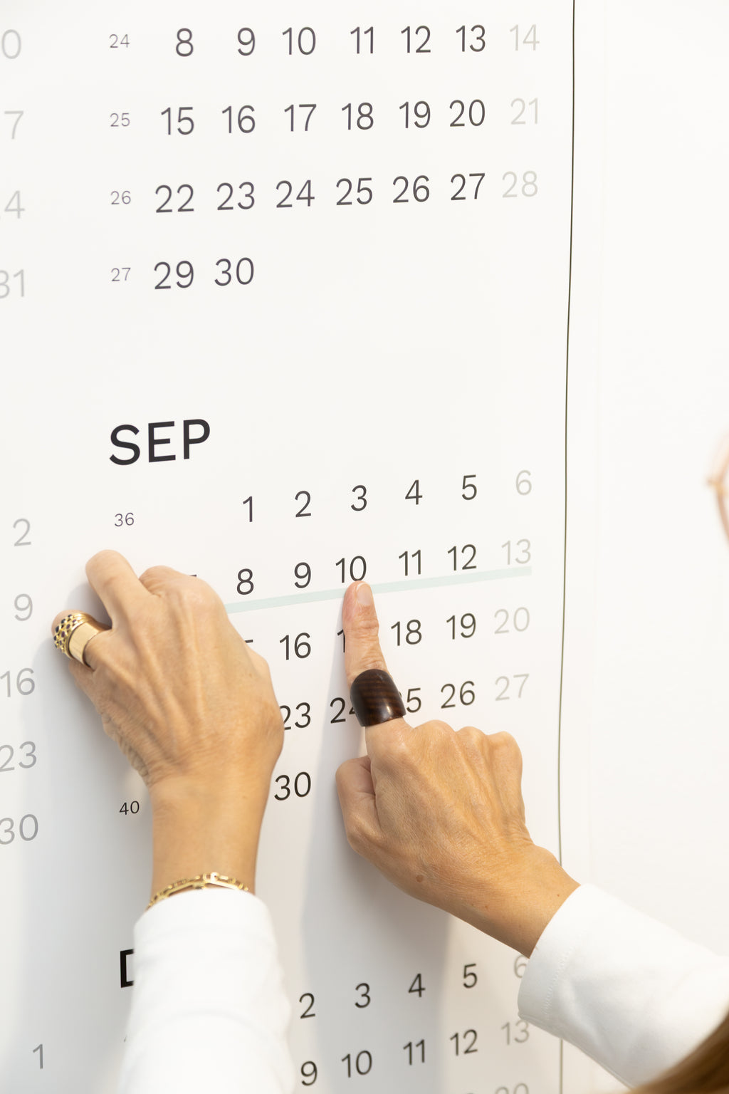 2027 Wall Calendar by Octàgon Design. Date Markers.