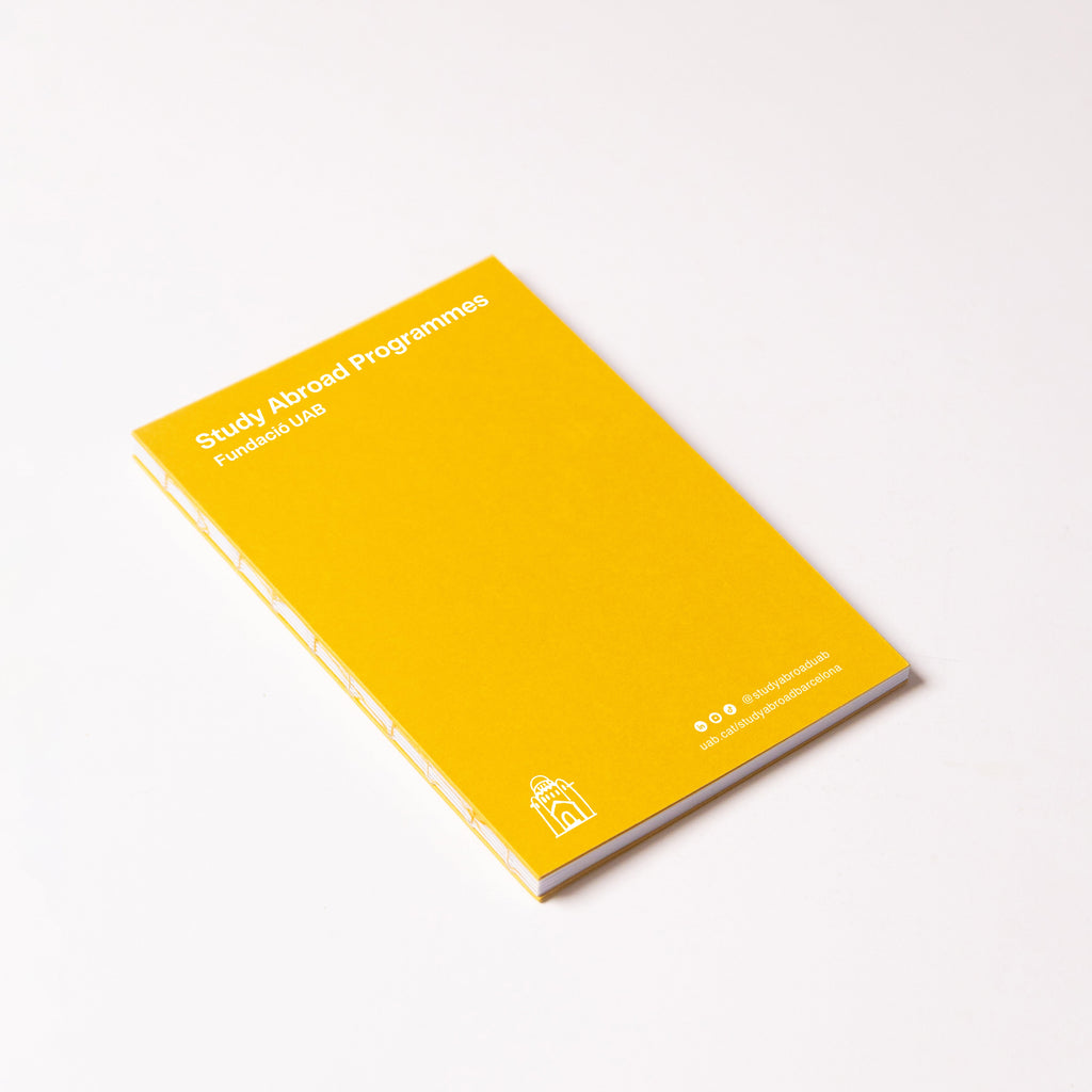 CONCEPT - Open Spine Notebook 13,5x20 cm (80 pages) · Dotted