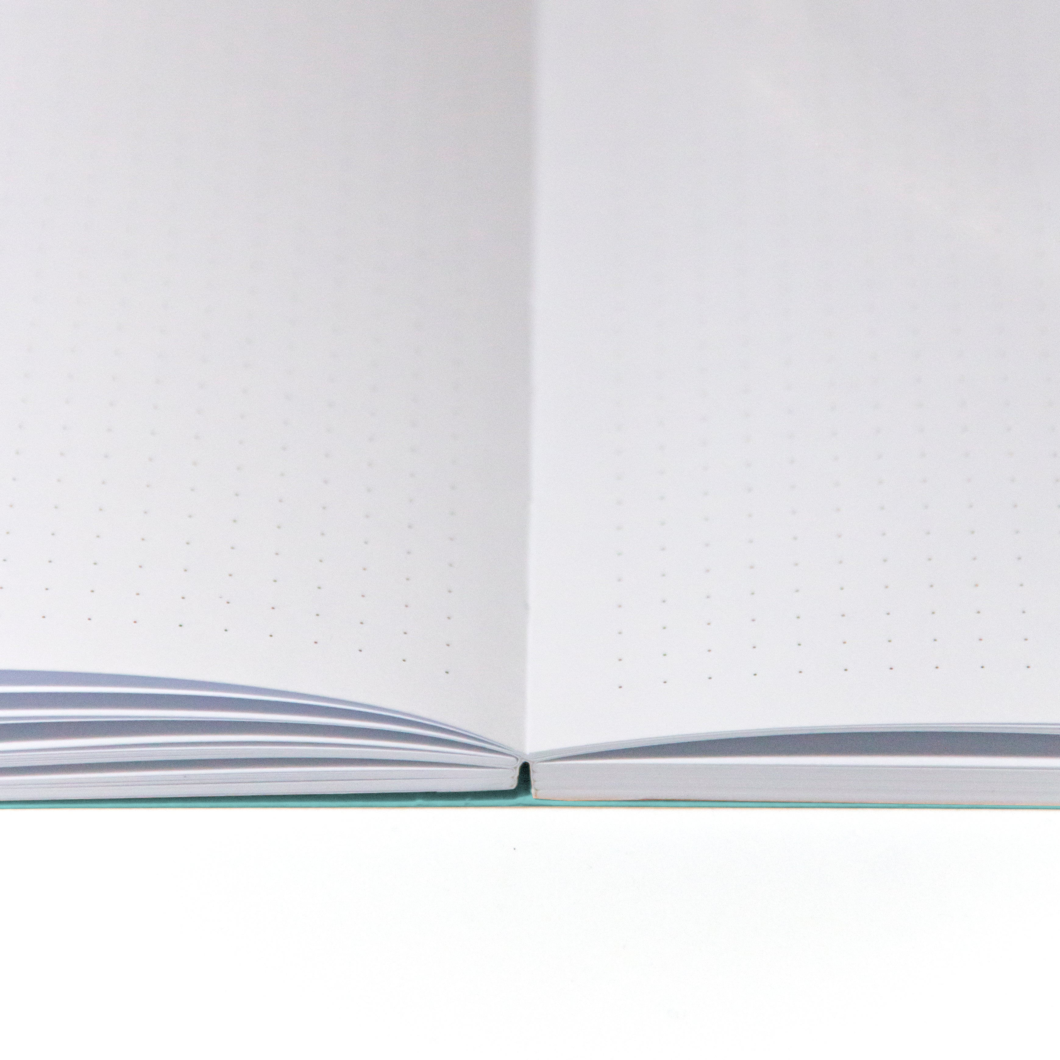 OCTÀGON DESIGN | Organized Notebook | Notebook details, dotted paper