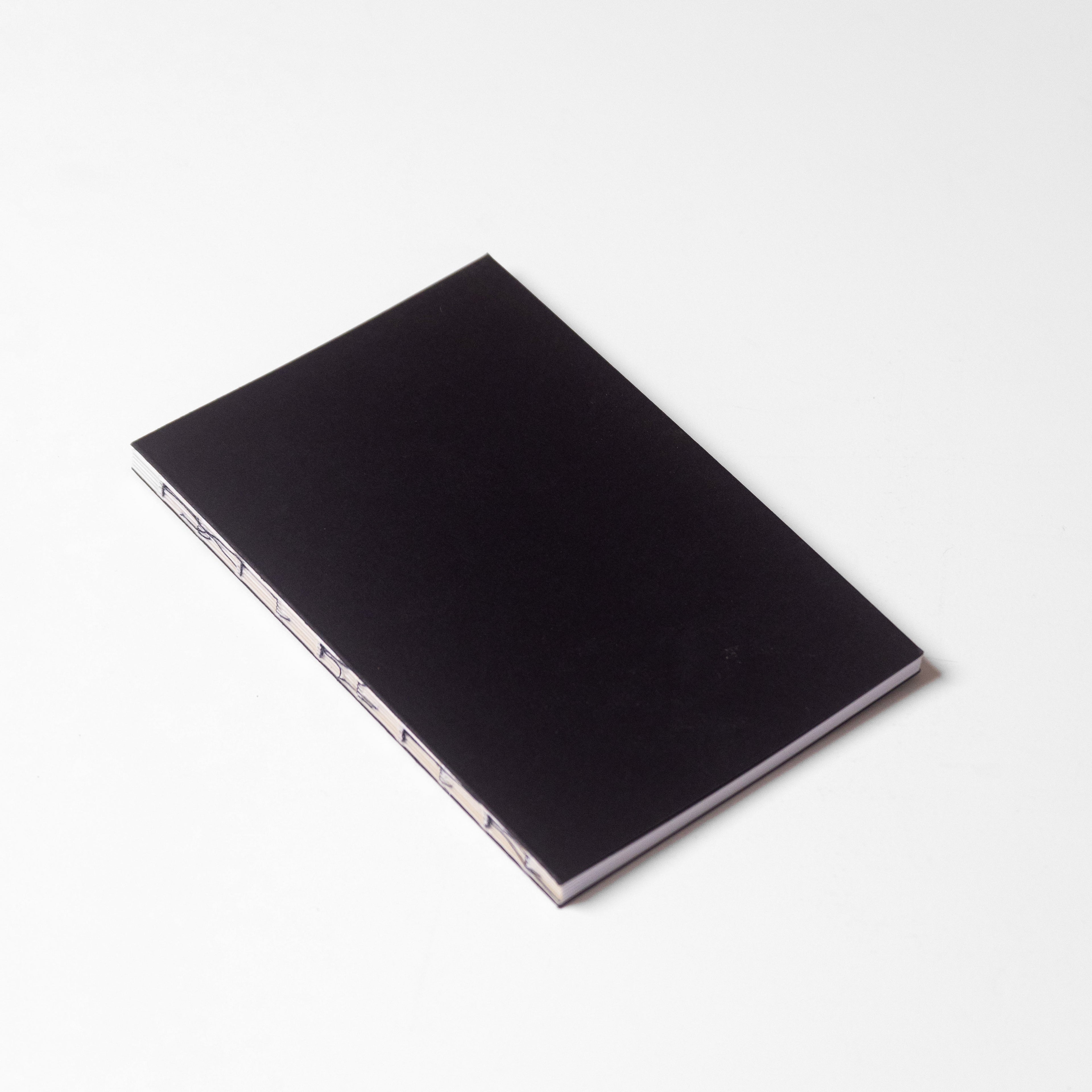 CONCEPT - Open Spine Notebook 13,5x20 cm (80 pages) · Dotted