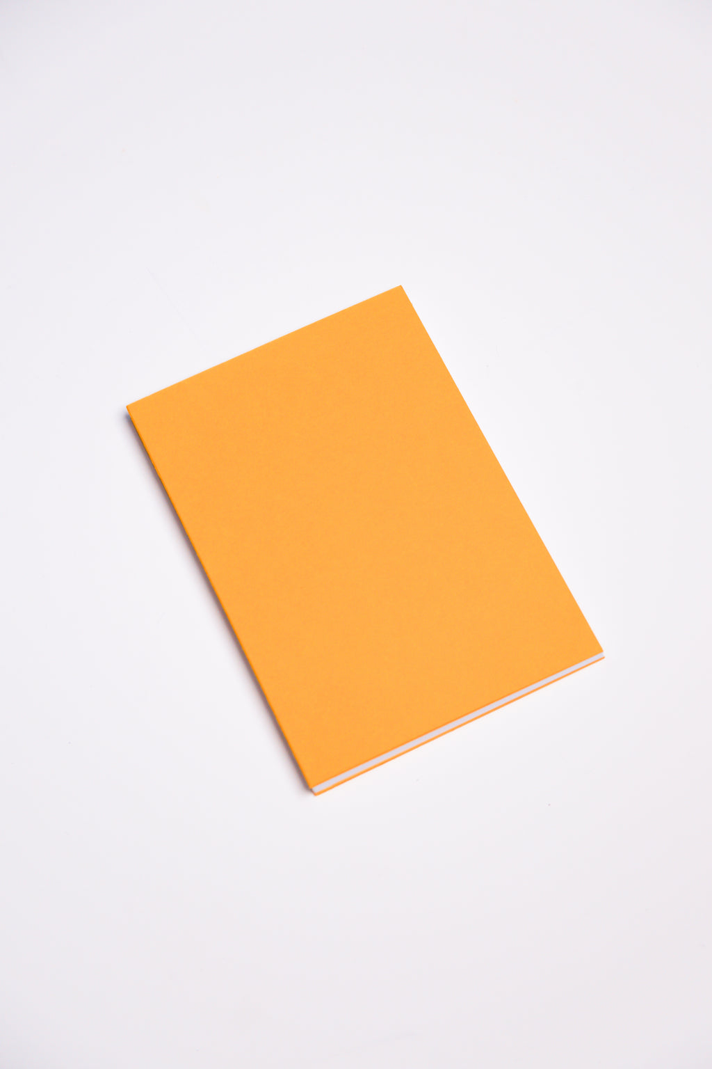 Open Spine Notebook 13,5x20 cm (80 pages) · Dotted. Indian Yellow color cover.