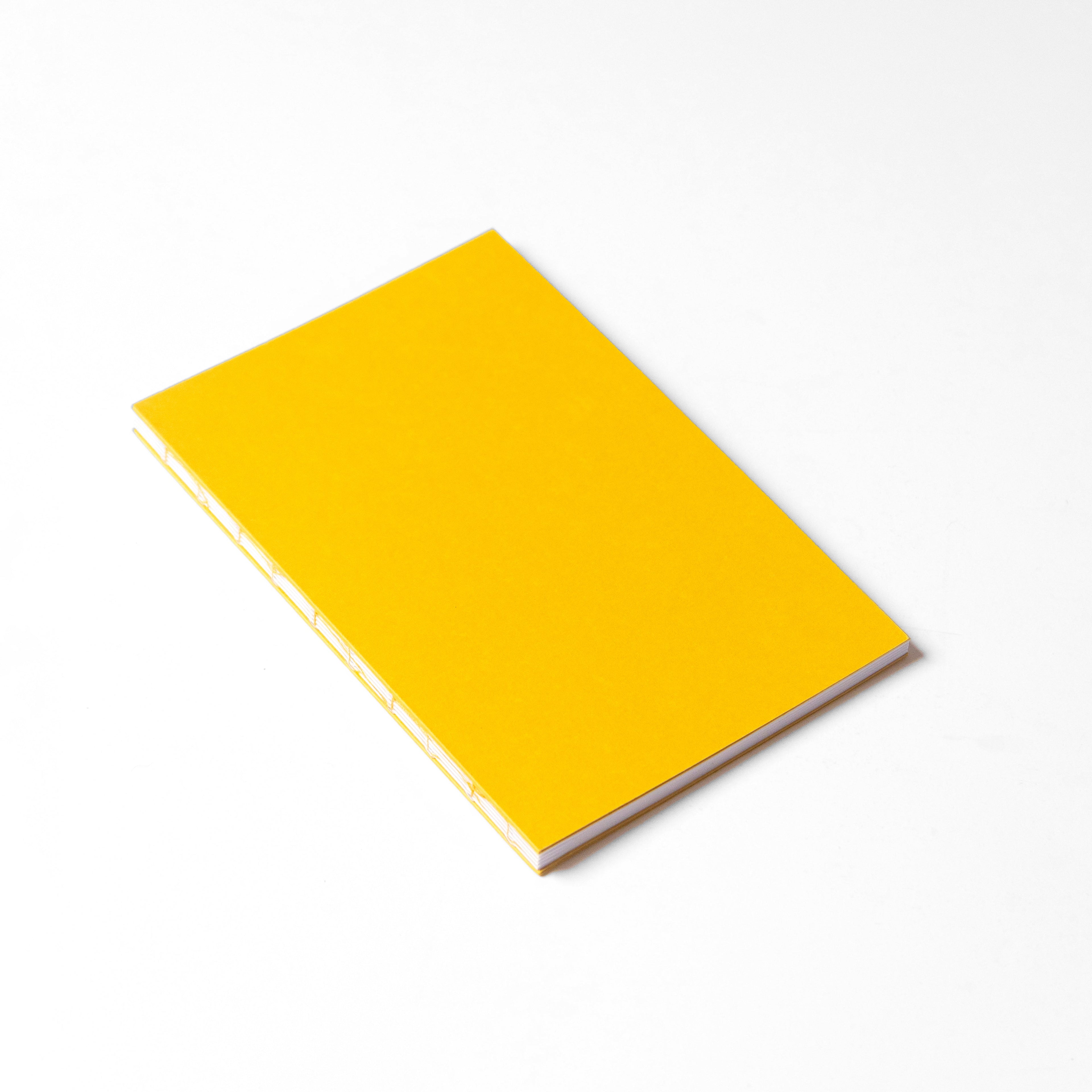 CONCEPT - Open Spine Notebook 13,5x20 cm (80 pages) · Dotted