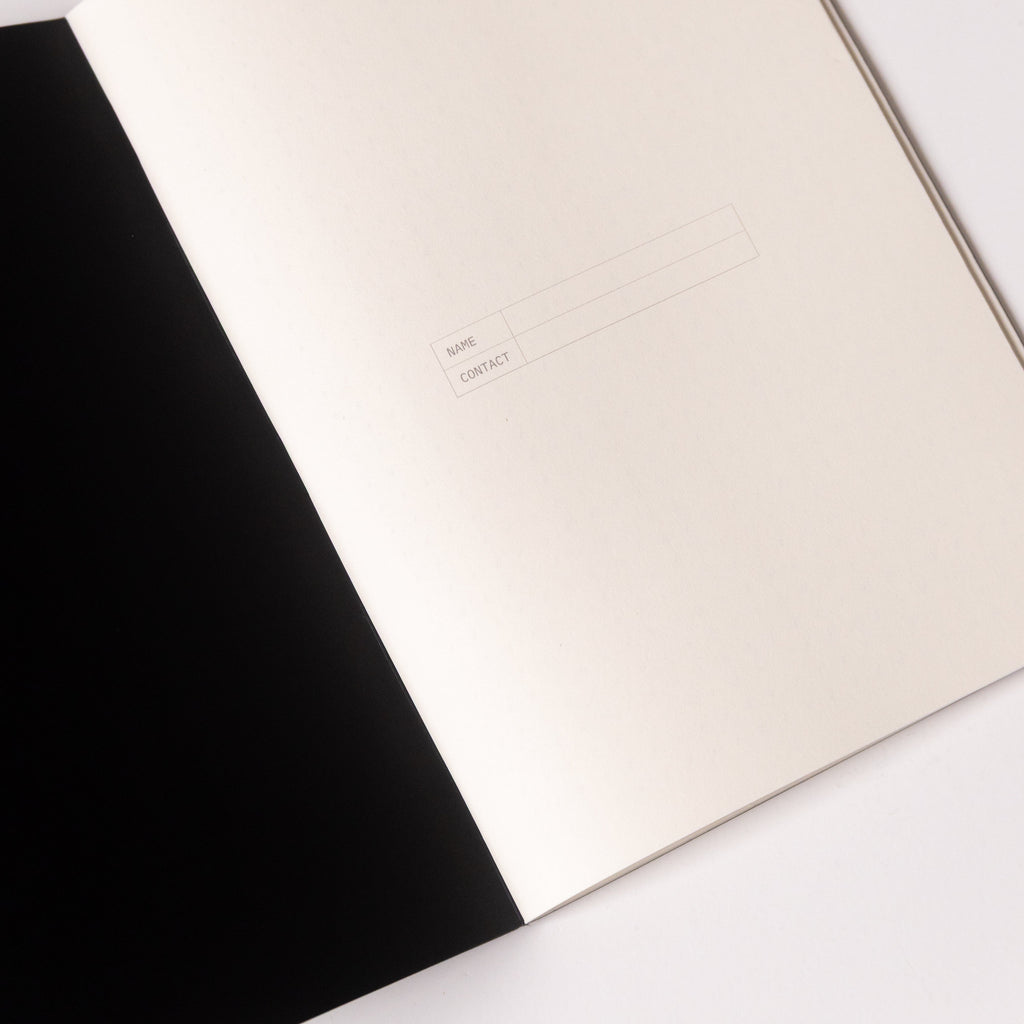 LIGHT - Black Notebook 13,5x20 cm (80 pages) · Dotted · Black