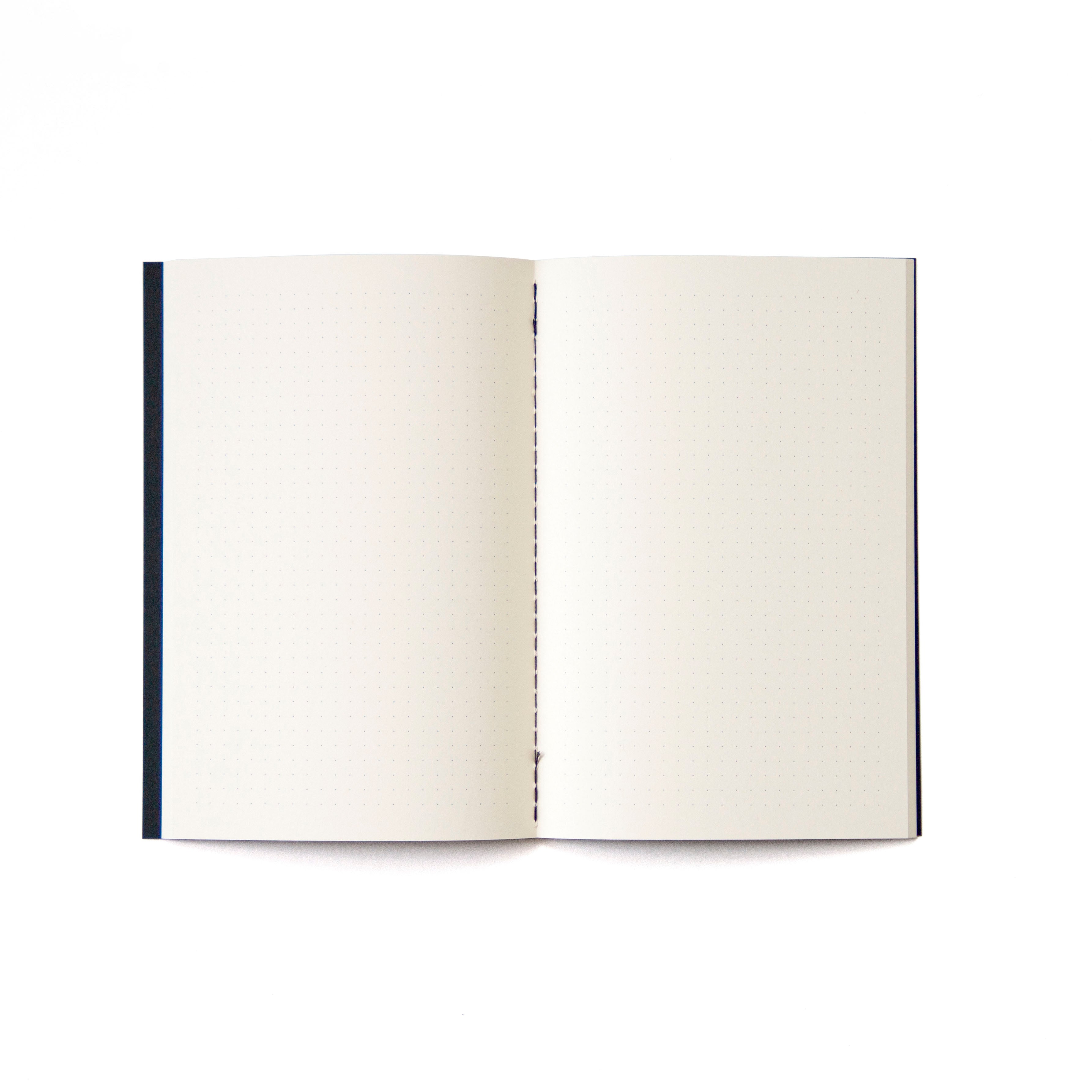 Standard Threaded Notebook CUSTOM · Notebook · Black · Thread sewn · 80 pages · A4 – OCTÀGON DESIGN