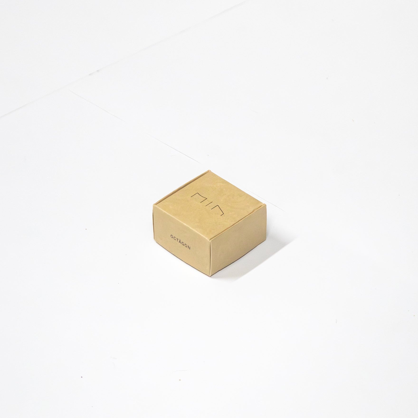 Small kraft packaging box of the Min Point Pencil Holder. 