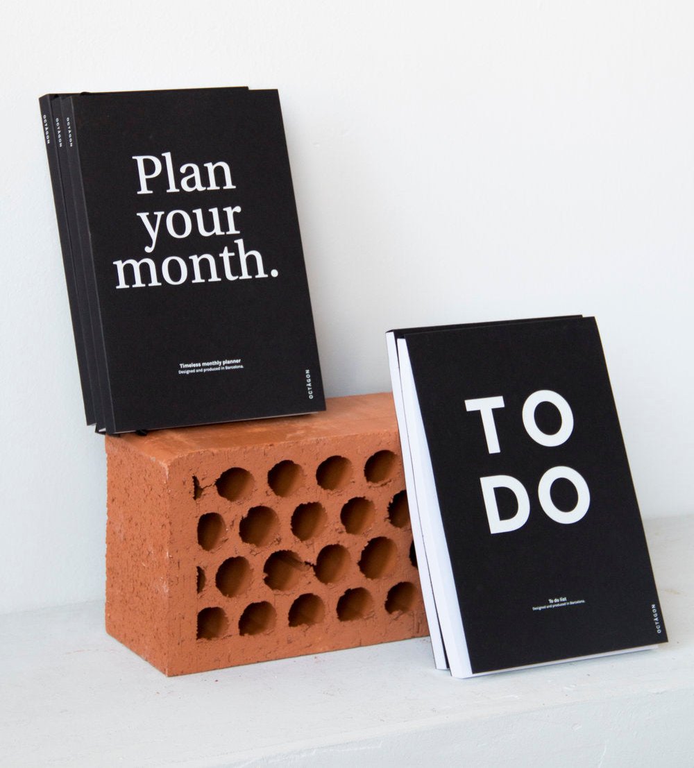 OCTÀGON DESIGN | To Do | Notepad | Black color and white typography. 