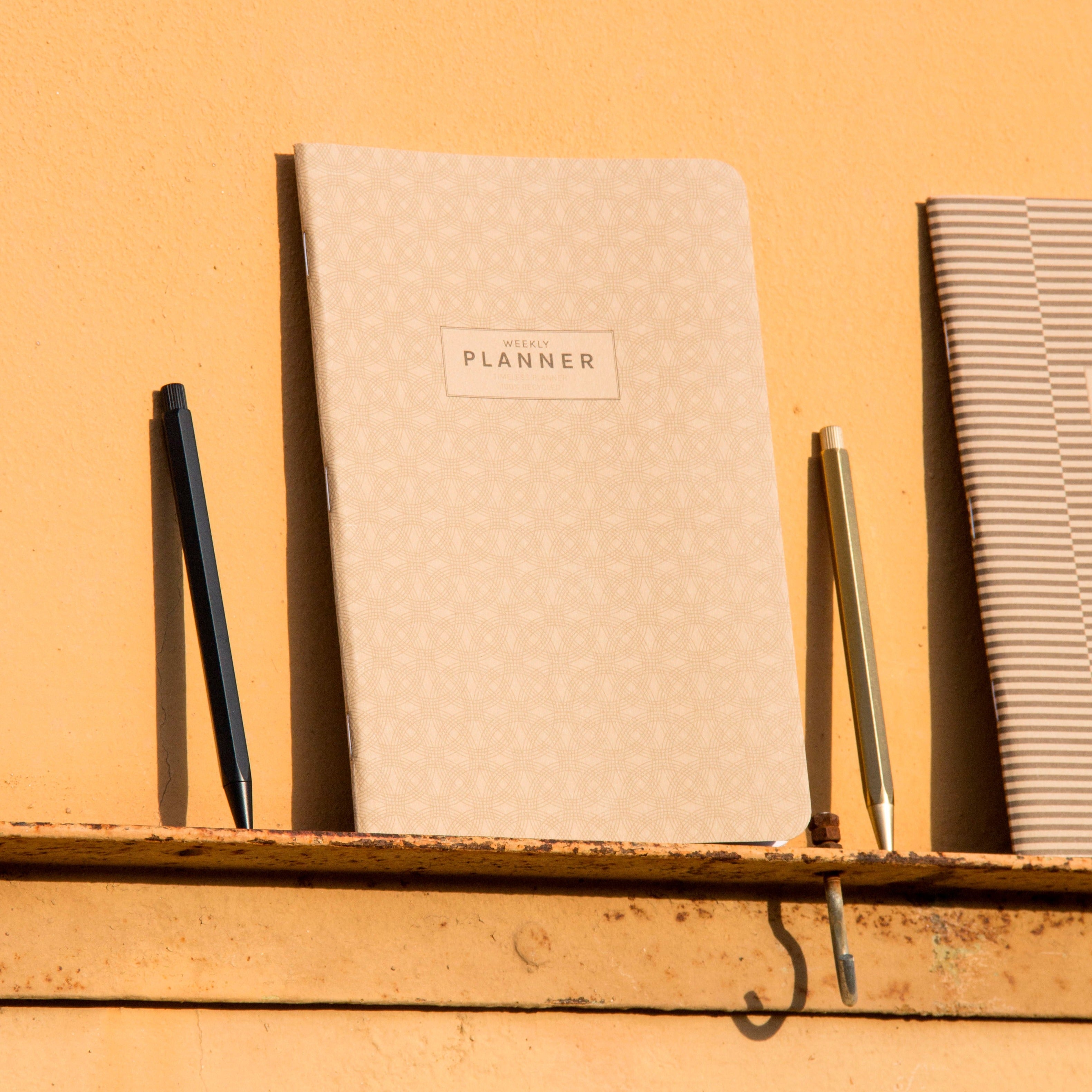 "Planner" weekly planner, cover brown colour.| OCTÀGON DESIGN 