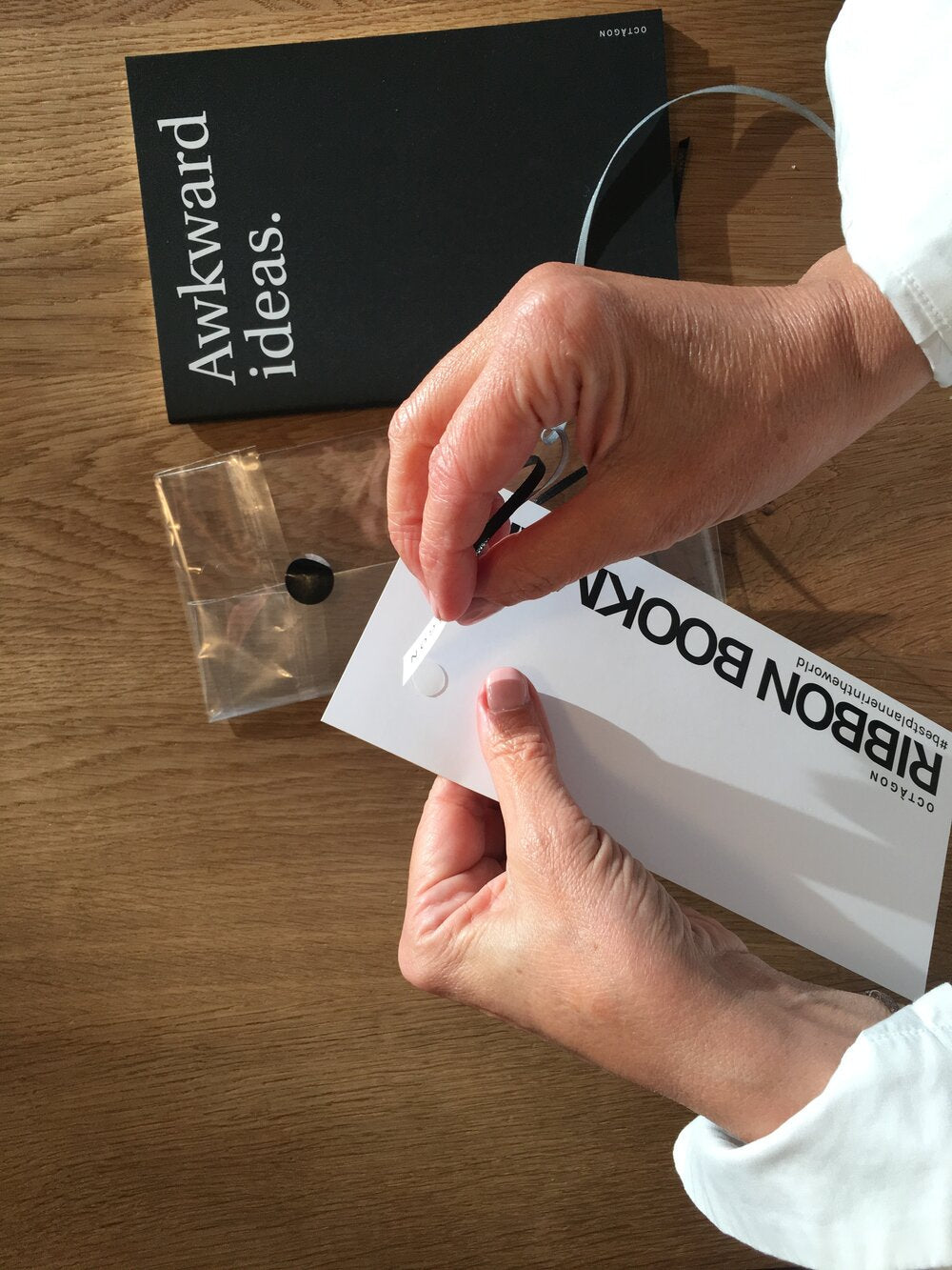 OCTÀGON DESIGN | Black Ribbon Bookmark | 2 ribbons | Details.