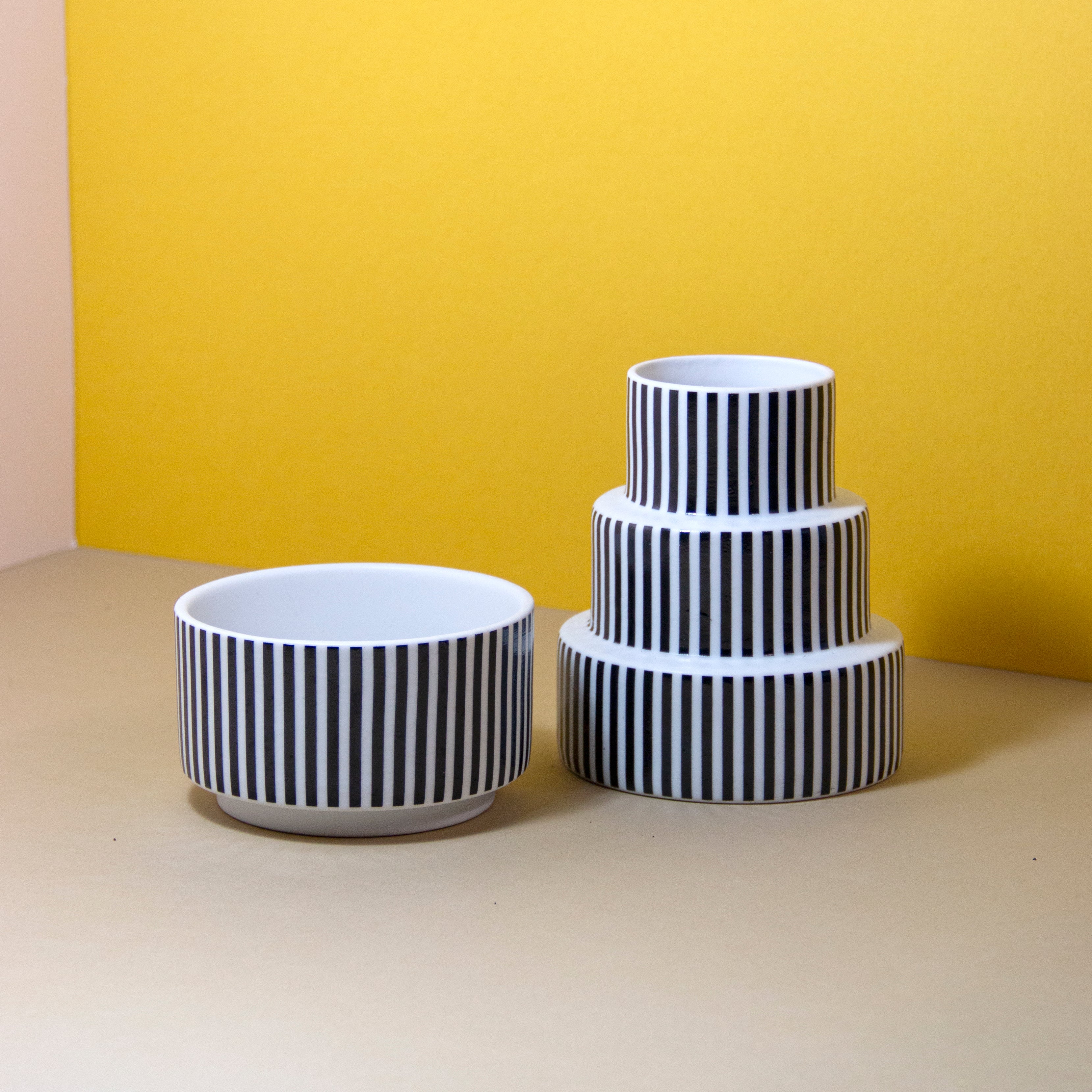 Striped Vase · M