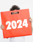 OCTÀGON DESIGN | 2024 Vinçon Wall Calendar |  Red and white bag 
